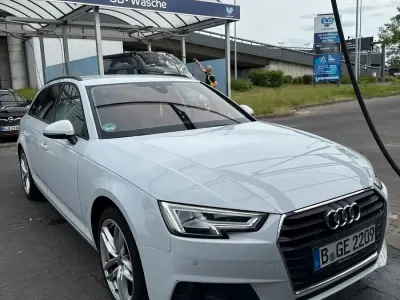 Gebraucht Audi A4 150 PS (110 kW) 2019 Weiß Kombi