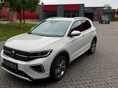 Używany VW T-Cross R-line 150 KM (110 kW) 2025 Szary SUV