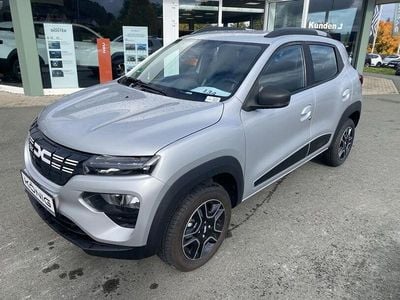Silber Gebraucht 2023 Dacia Spring Essentiel Kleinwagen | 13.997 € (Fairer Preis)
