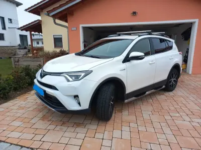 Gebraucht Toyota RAV4 Style 197 PS (144 kW) 2018 Weiß SUV