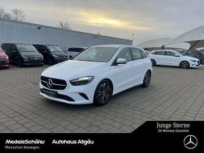 Gebraucht Mercedes B180 Progressive 136 PS (100 kW) 2024 Unilack polarweiß Van / Kleinbus