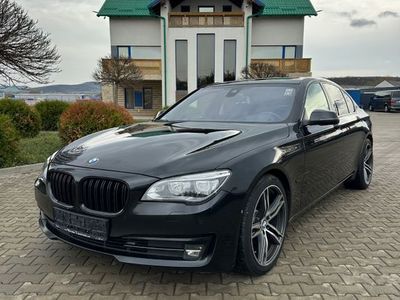 BMW 730