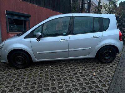 Gebraucht Renault Modus 75 PS (55 kW) 2008 Silber Van / Kleinbus