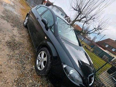 Gebraucht Seat Leon 105 PS (77 kW) 2008 Schwarz Kleinwagen