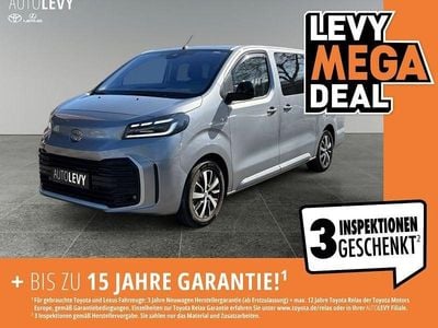 Gebraucht Toyota Proace Verso Team 177 PS (130 kW) 2024 Silber Kombi