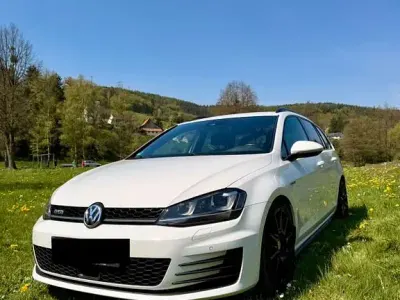 Usata VW Golf VII GTD 184 CV (135 kW) 2016 Bianco Station wagon