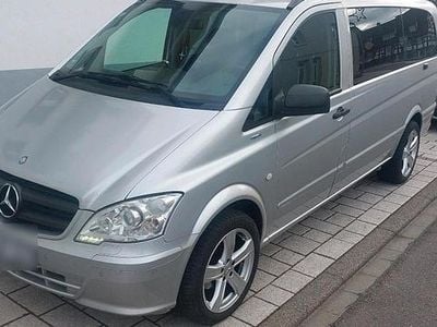 Silber Gebraucht 2011 Mercedes Vito Van | 12.500 €