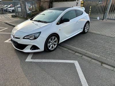 Gebraucht Opel Astra GTC OPC 280 PS (205 kW) 2013 Weiß Coupé