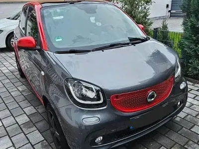Gebraucht Smart ForFour Passion 90 PS (66 kW) 2017 Grau Kleinwagen
