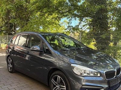 Usata BMW 218 Sport Line 150 CV (110 kW) 2017 Nero SUV