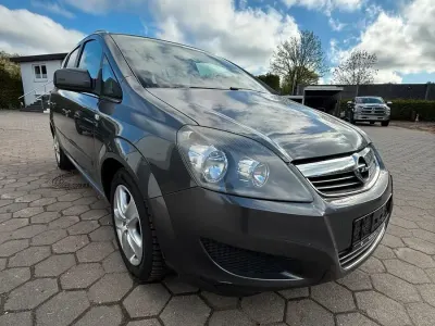 Brugt Opel Zafira 115 HK (84 kW) 2010 Grå MPV