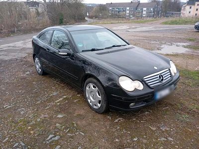 Gebraucht Mercedes CL180 129 PS (94 kW) 2001 Schwarz Coupé