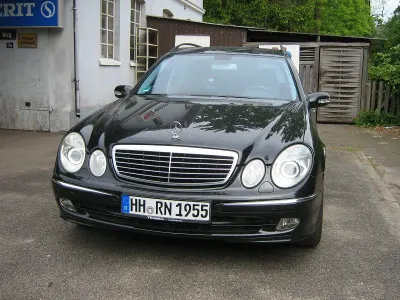 Gebraucht Mercedes E240 Avantgarde 177 PS (130 kW) 2003 Schwarz Kombi