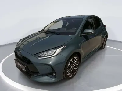 Neu Toyota Yaris Hybrid Team 116 PS (85 kW) 2026 Ever rest green metallic Kleinwagen