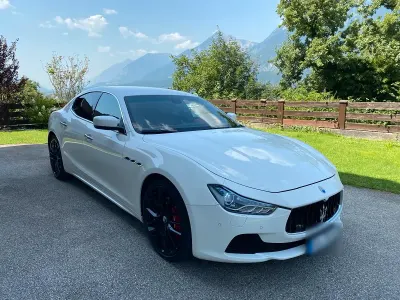 Gebraucht Maserati Ghibli 411 PS (302 kW) 2015 Weiß Limousine