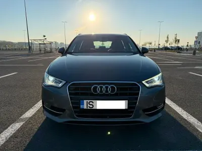 Gebraucht Audi A3 Ambiente 125 PS (91 kW) 2014 Grau Limousine