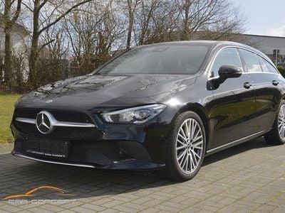 Gebraucht Mercedes CLA200 Shooting Brake 163 PS (119 kW) 2023 Schwarz Kombi