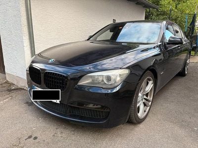 Gebraucht BMW 750 M Sport 408 PS (300 kW) 2011 Schwarz Limousine