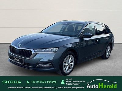 Quarzgrau metallic Gebraucht 2020 Skoda Octavia Style Kombi | 22.990 € (Fairer Preis)