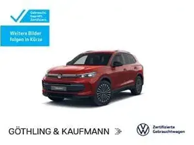 Gebraucht VW Tiguan Goal 150 PS (110 kW) 2025 Persimmon red metallic SUV