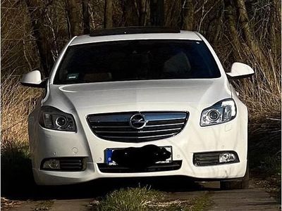 Gebraucht Opel Insignia OPC 160 PS (117 kW) 2010 Weiß Limousine