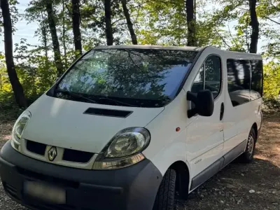 Gebraucht Renault Trafic 101 PS (74 kW) 2005 Weiß Van / Kleinbus