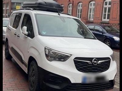 Weiß Gebraucht 2019 Opel Combo Van / Kleinbus | 17.800 €