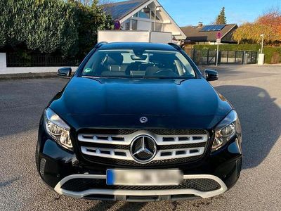 Mercedes GLA200