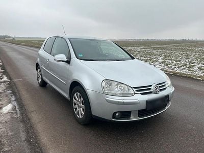 Gebraucht VW Golf V 102 PS (75 kW) 2007 Silber Limousine