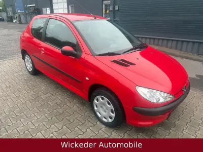 Gebraucht Peugeot 206 Filou 60 PS (44 kW) 2005 Rot Kleinwagen