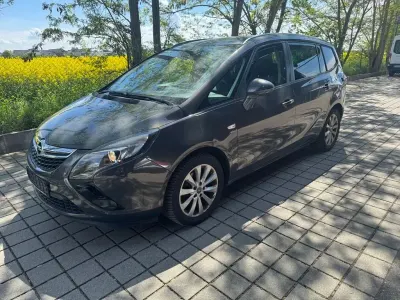 Gebraucht Opel Zafira Tourer Active 140 PS (102 kW) 2014 Grau Van / Kleinbus