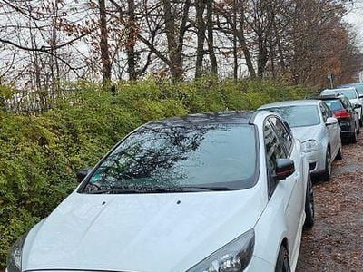 Usata Ford Focus ST 250 CV (183 kW) 2017 Bianco Berlina