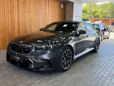 Grau Gebraucht 2025 BMW M5 Basis Limousine | 129.600 € (Guter Preis)
