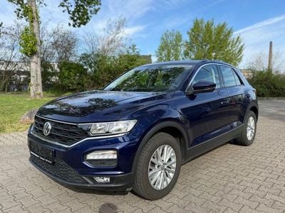 Gebraucht VW T-Roc Basis 116 PS (85 kW) 2018 Blau SUV