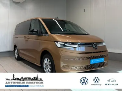 Gebraucht VW Multivan Life 150 PS (110 kW) 2025 Van / Kleinbus
