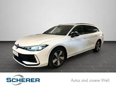 Gebraucht VW Passat R-line 150 PS (110 kW) 2025 Pure white Kombi