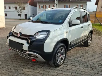 Gebraucht Fiat Panda Cross Cross 95 PS (69 kW) 2018 Weiß Kleinwagen