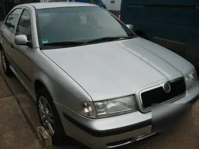 Gebraucht Skoda Octavia 101 PS (74 kW) 2000 Silber Limousine