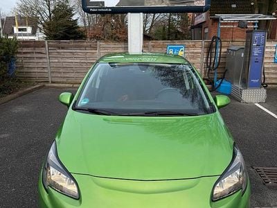 Gebraucht Opel Corsa Edition 90 PS (66 kW) 2015 Grün Kleinwagen