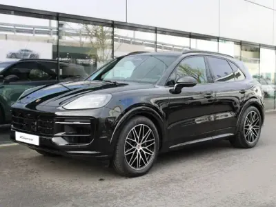 Neu Porsche Cayenne 471 PS (346 kW) 2026 Chromitschwarzmetallic (metallic) SUV
