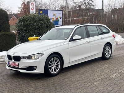 Gebraucht BMW 318 Sport Line 143 PS (105 kW) 2014 Weiß Kombi