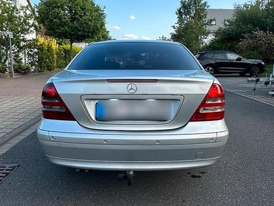 Mercedes C220