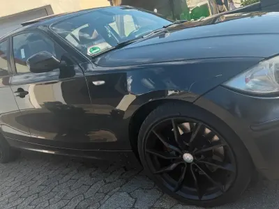 Second-hand BMW 123 204 CP (150 kW) 2011 Negru Hatchback
