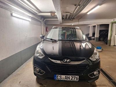 Schwarz Gebraucht 2013 Hyundai ix35 Premium SUV | 11.500 € (Fairer Preis)