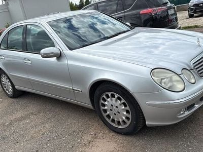 Mercedes E220