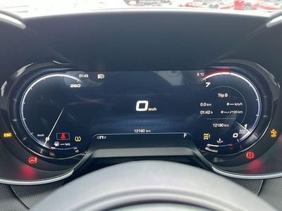 Rot Gebraucht 2023 Alfa Romeo Giulia Competizione Limousine | 34.880 € (Guter Preis)