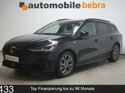 Usado Ford Focus ST-Line X 125 CV (91 kW) 2023 Negro Familiar