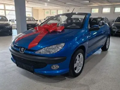 Gebraucht Peugeot 206 CC 109 PS (80 kW) 2003 Blau Cabrio