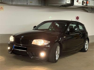 Używany BMW 116 M Sport 122 KM (89 kW) 2011 Czarny Hatchback