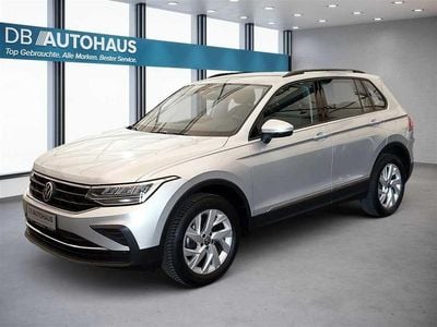 Silber Gebraucht 2022 VW Tiguan Life SUV | 27.870 € (Superpreis)